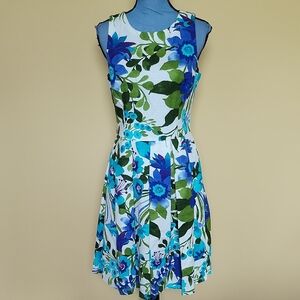 Eliza J Blue and Green Floral Fit & Flare Pocketed Dress
